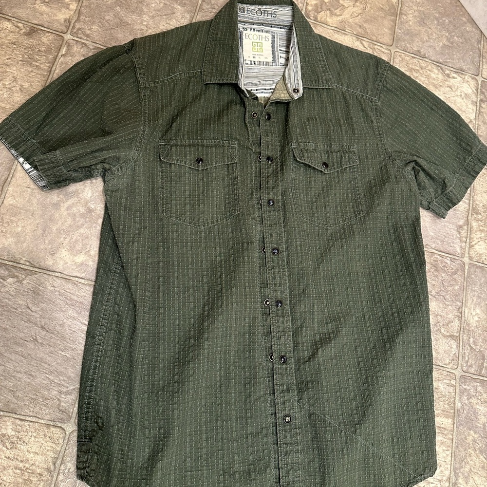 ecoths Men’s Shirts (2) Size L
